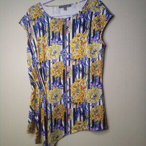 Kate & Mallory Shirt Blouse M Sleeveless Asymmetrical Hem Soft Stretch Pattern